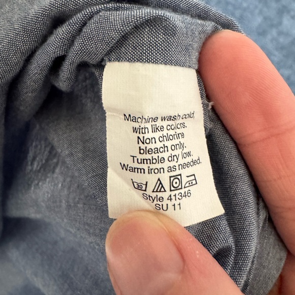 Women’s J. Crew Cotton Chambray Blue 1/2 Button-Down Shirt - Picture 6 of 6